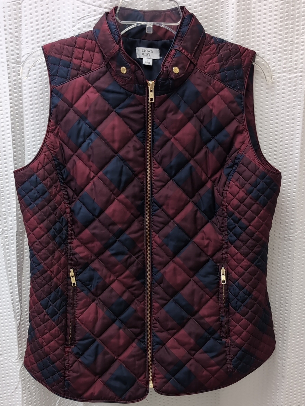crown & ivy Quilted Burgundy and Navy Diamond Vest with Gold Hardware